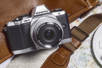 Olympus OM-D E-M10