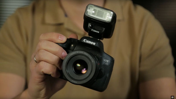 Видеообзор вспышки Canon Speedlite 270EX II