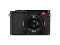 Компактная камера Leica Q2
