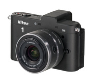 Беззеркальная камера Nikon 1 V1