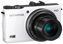 Компактная камера Olympus XZ-1