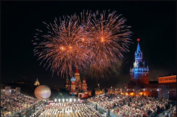Москва: Спасская Башня ©  Петр Ушанов