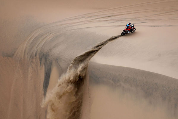 Ралли-рейд Dakar 2019 подарил миру уникальное фото