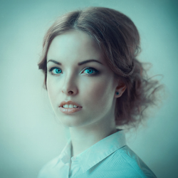 791df620 8985 4ca7 b89b c18d44fc8499 rectangle 250 x