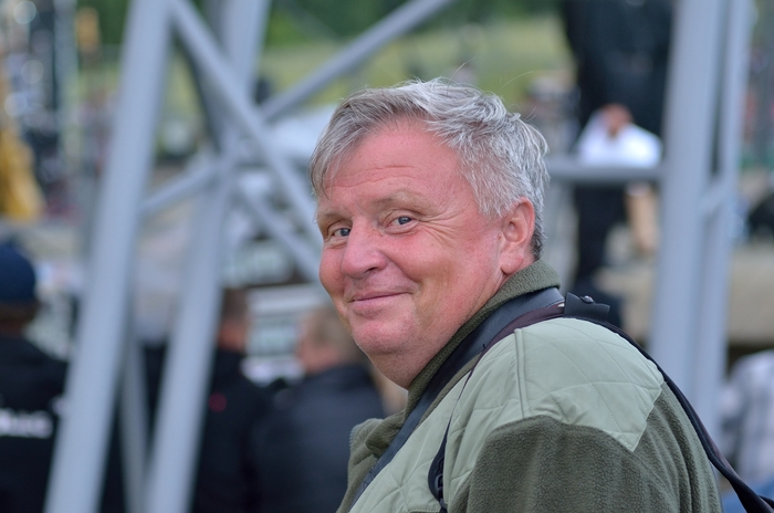 antonchervyakov@*********, «Олег»