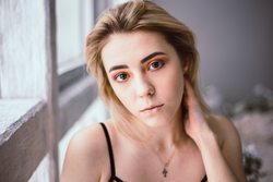 4001640e ab08 455b 88bb f56f72eb9473 rectangle 250 x