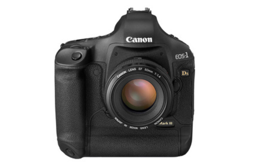 Зеркальная камера Canon EOS-1Ds Mark III