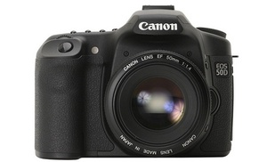 Зеркальная камера Canon EOS 50D