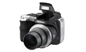 Компактная камера Fujifilm FinePix S8000fd