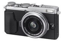 Компактная камера Fujifilm X70