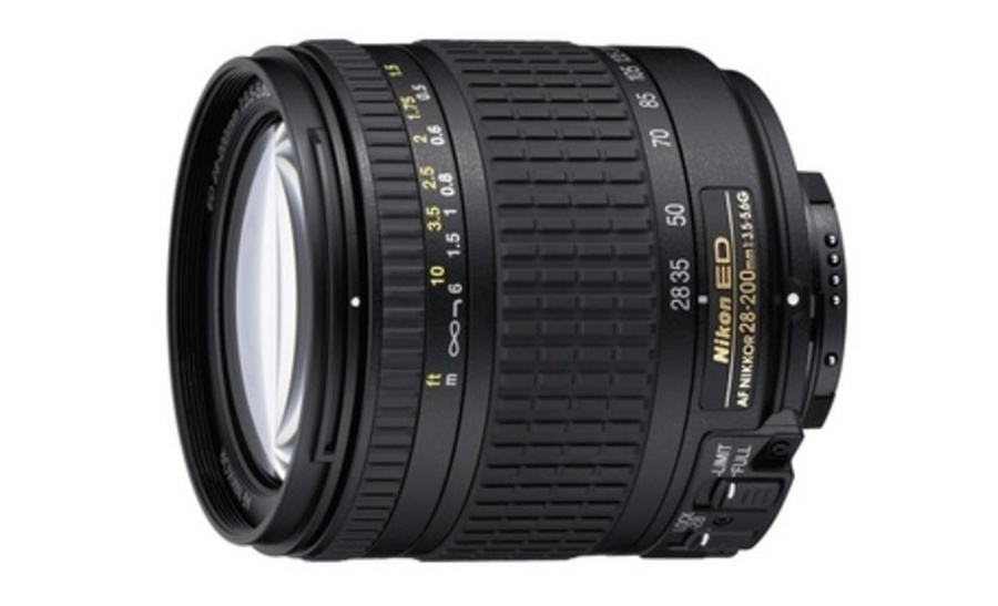 Объектив Nikon 28-200mm f/3.5-5.6G IF-ED Zoom-Nikkor