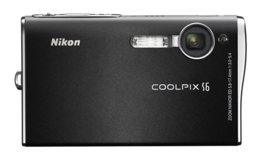 Компактная камера Nikon Coolpix S6