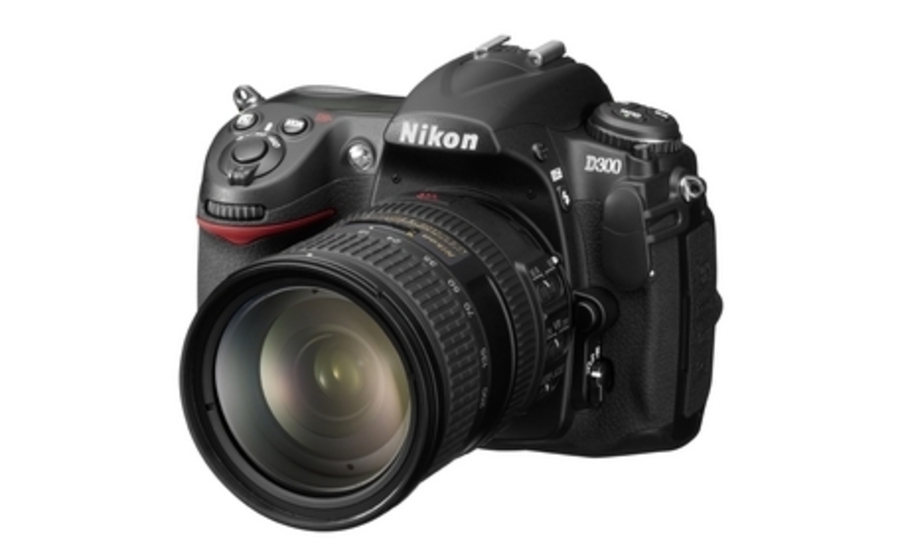 Зеркальная камера Nikon D300