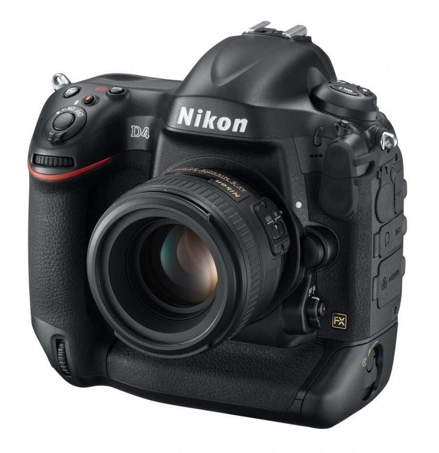 Зеркальная камера Nikon D4