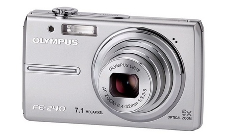 Компактная камера Olympus FE-240