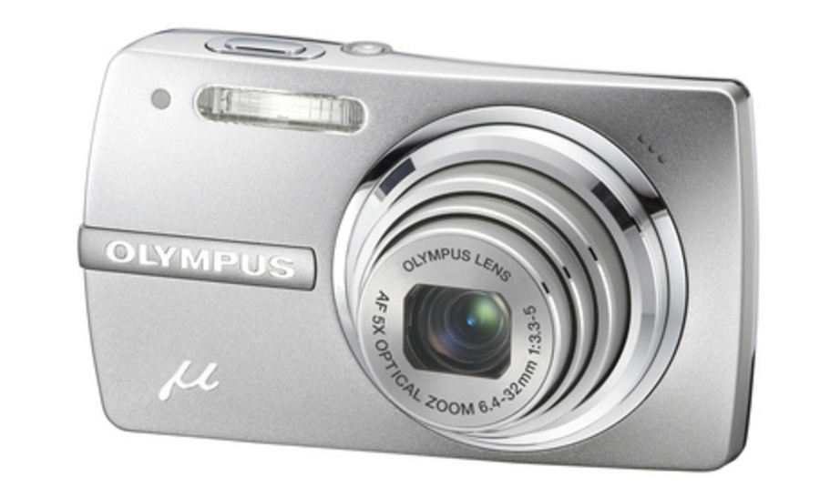 Компактная камера Olympus mju 820