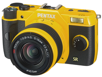 Беззеркальная камера Pentax Q7