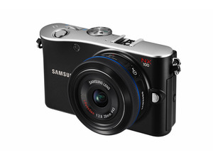 Беззеркальная камера Samsung NX100